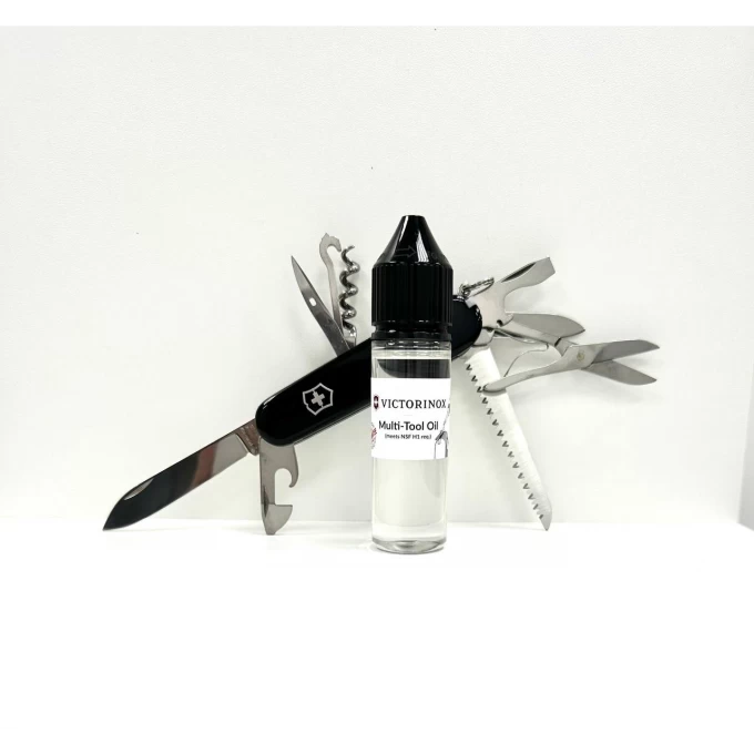 Масло для смазки ножей VICTORINOX 30 мл VXoil.30 Масло для смазки ножей VICTORINOX 30 мл VXoil.30